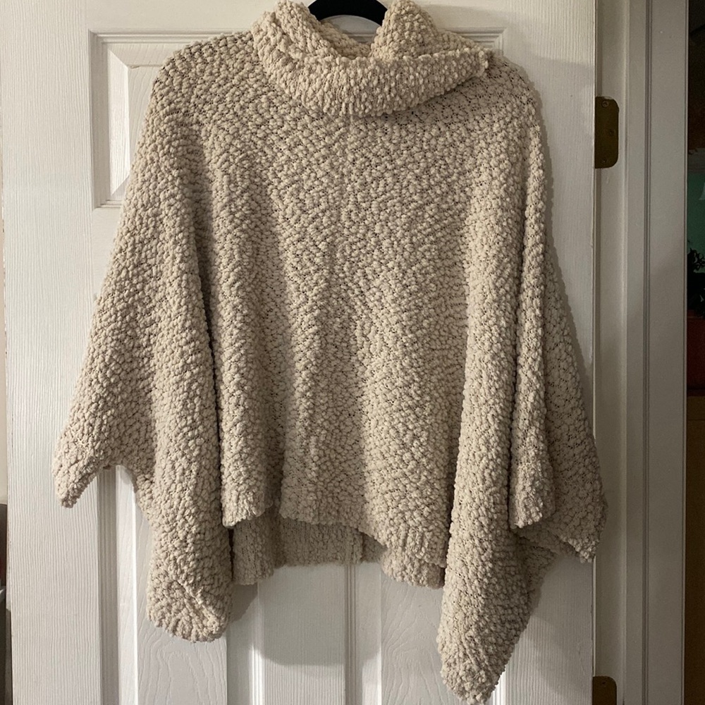 Popcorn knit cropped sweater